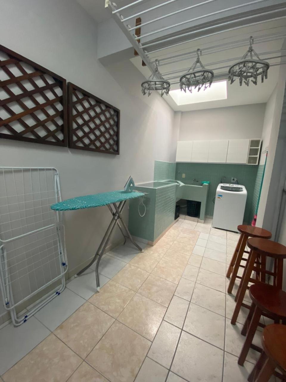 Que Completo, Perfeito Familia E Amigos! Apartamento *